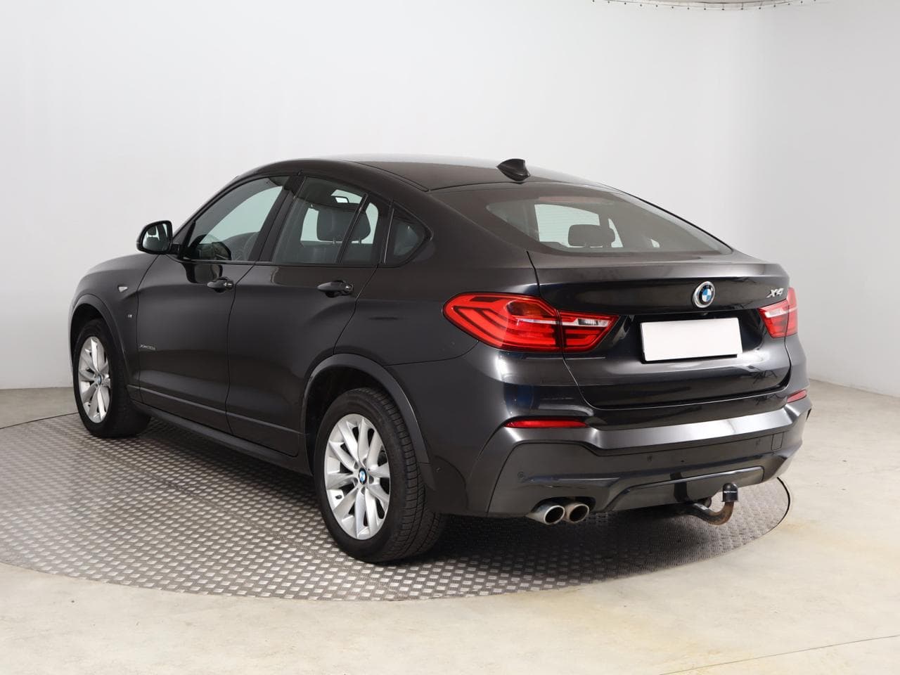 2018 BMW X4 - 5