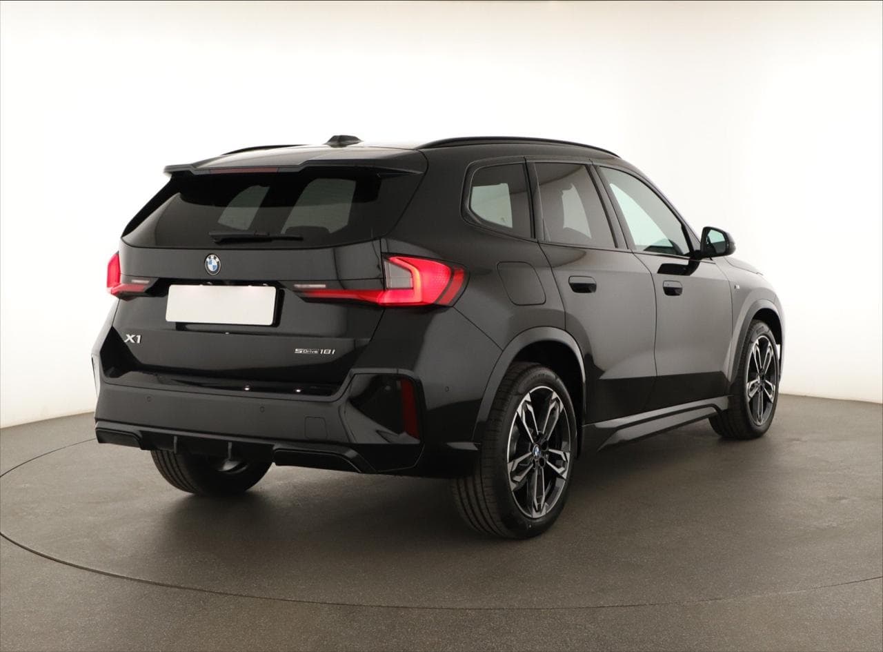 2025 BMW X1 - 7