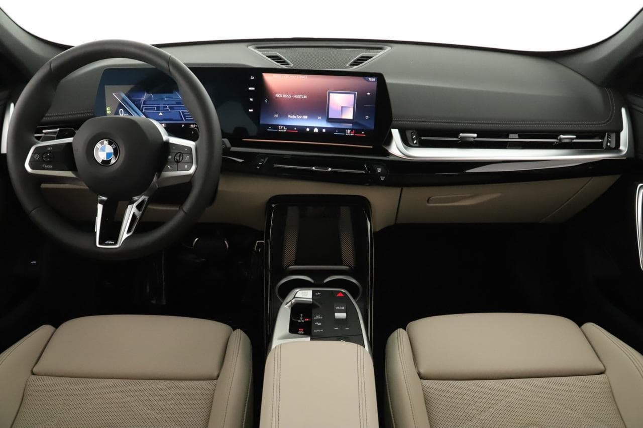 2025 BMW X1 - 9