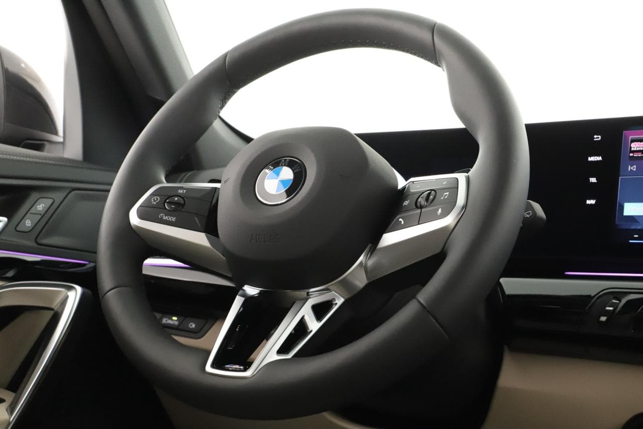 2025 BMW X1 - 14