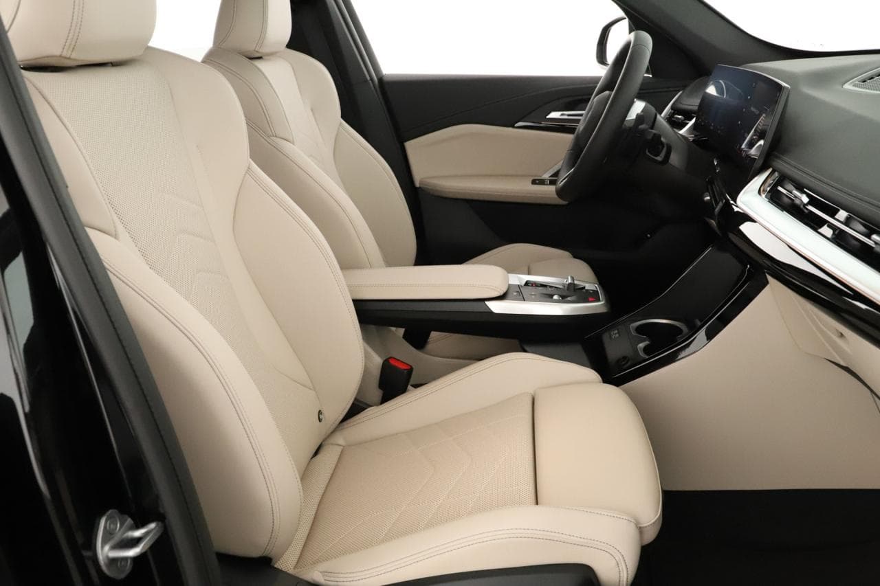 2025 BMW X1 - 10