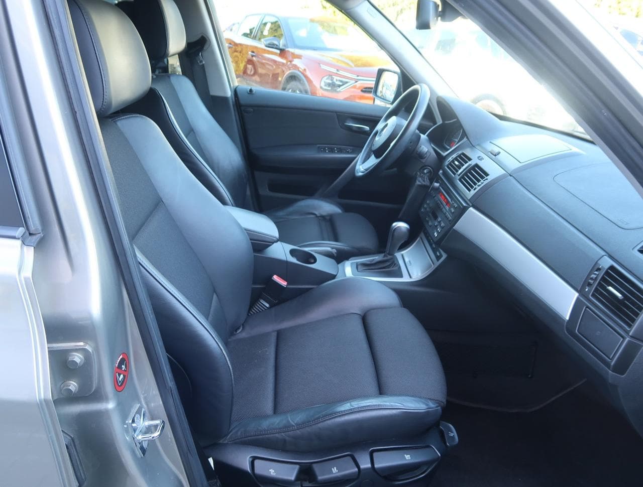 2008 BMW X3 - 12