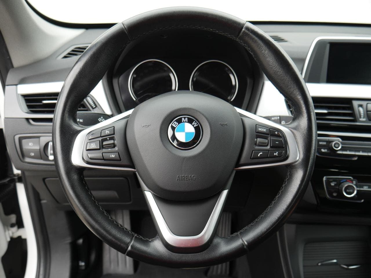 2018 BMW X1 - 22