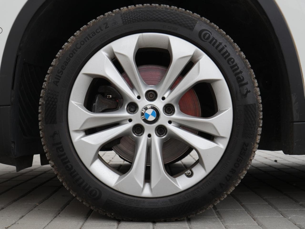 2018 BMW X1 - 28
