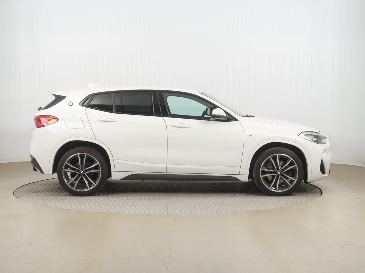 2018 BMW X2 - 8