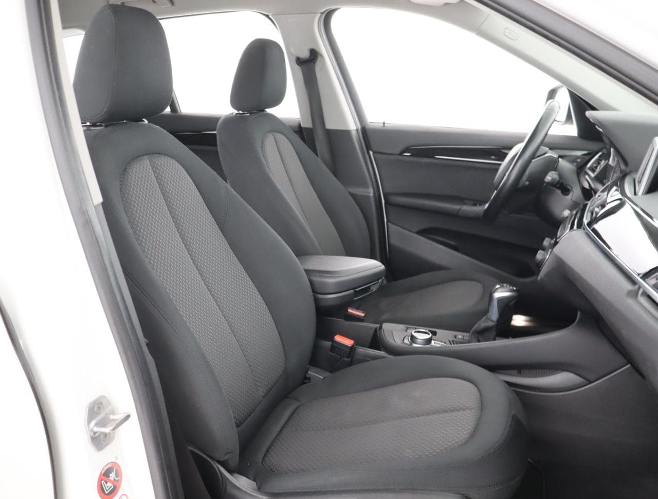 2016 BMW X1 - 12