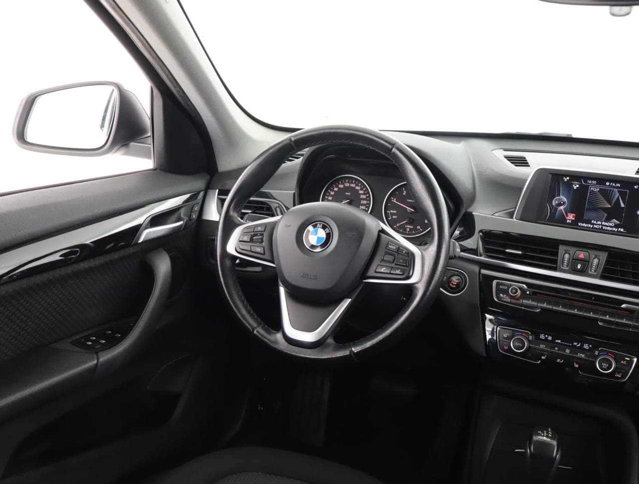 2016 BMW X1 - 9