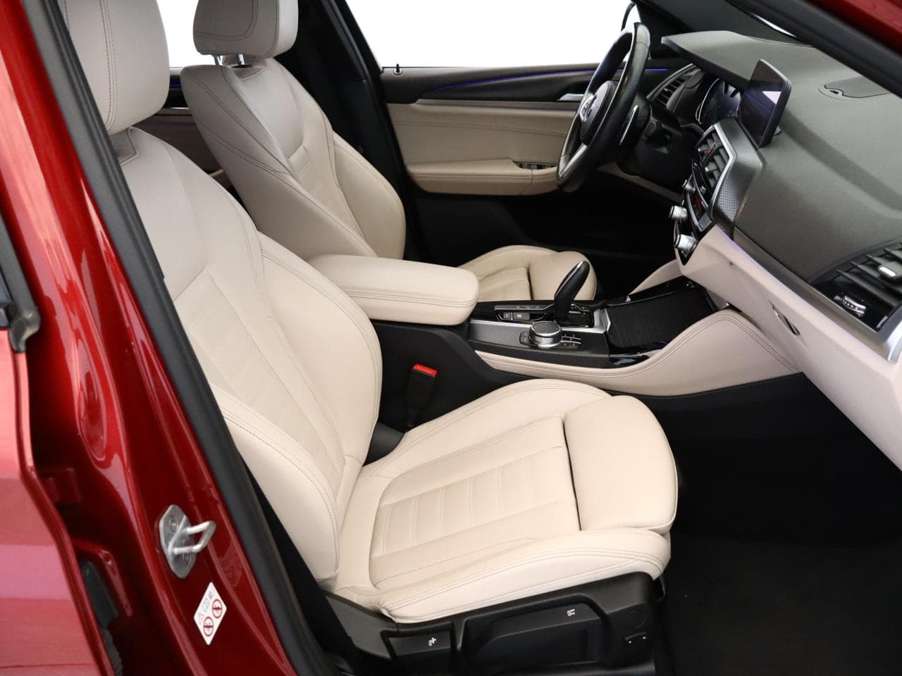 2019 BMW X4 - 14