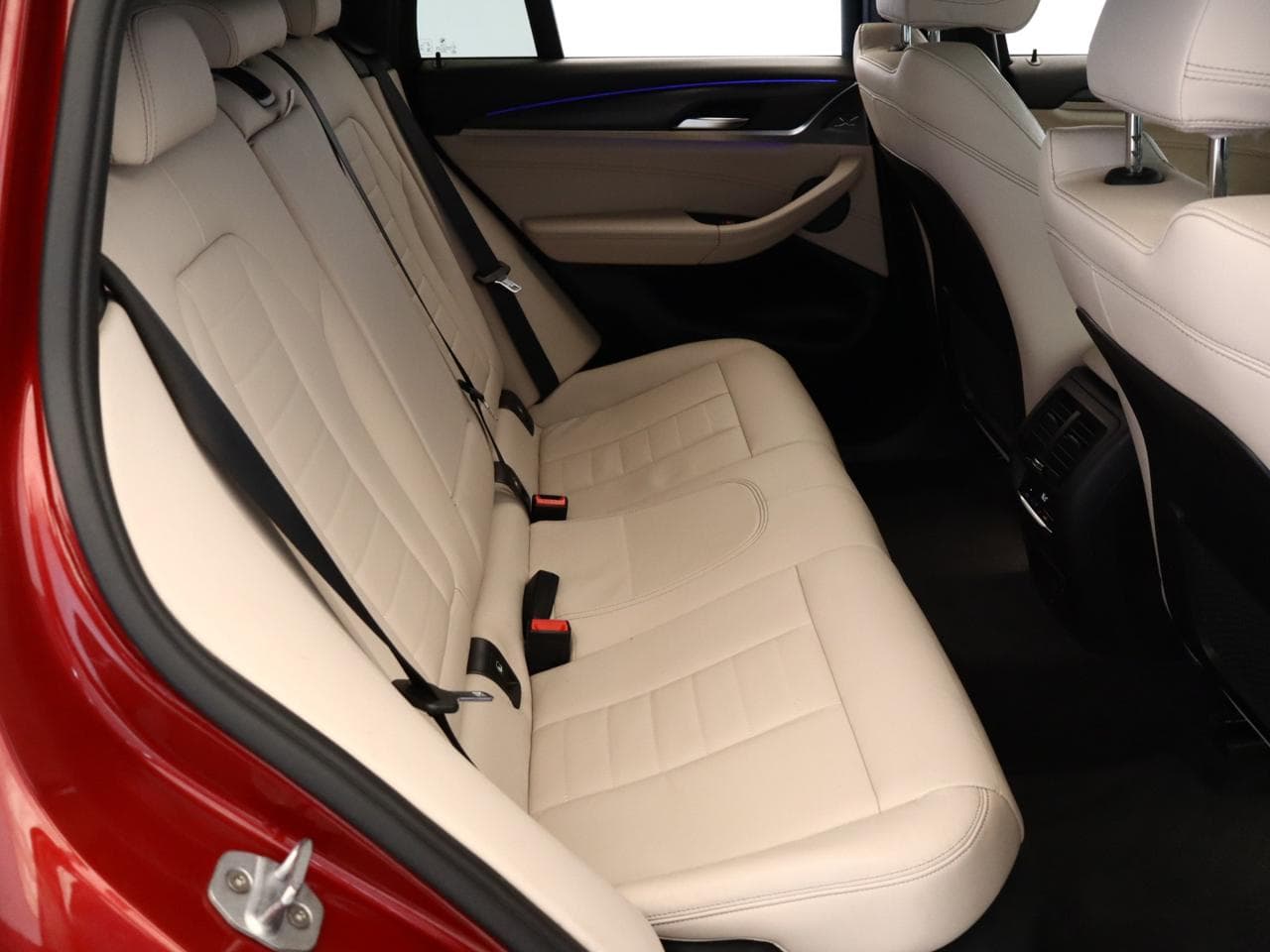 2019 BMW X4 - 16