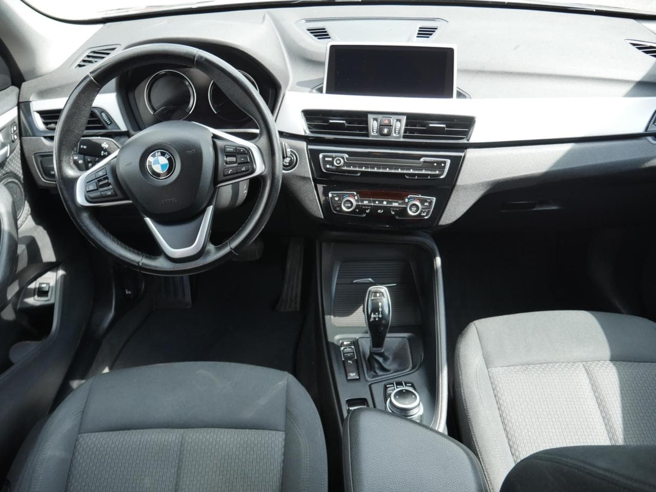 2020 BMW X1 - 8