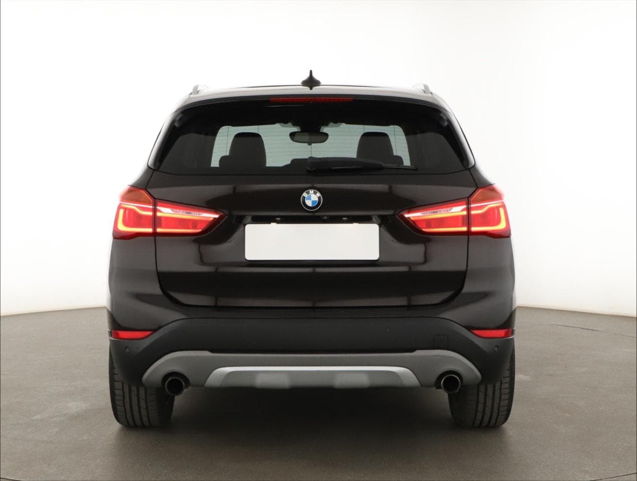 2017 BMW X1 - 6