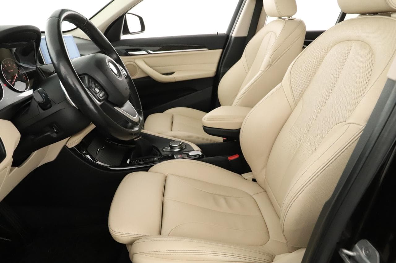 2017 BMW X1 - 13