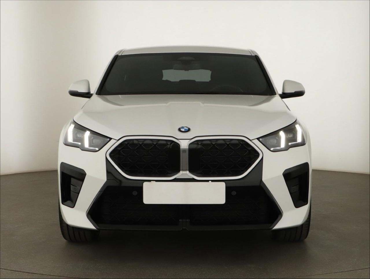 2025 BMW X2 - 2