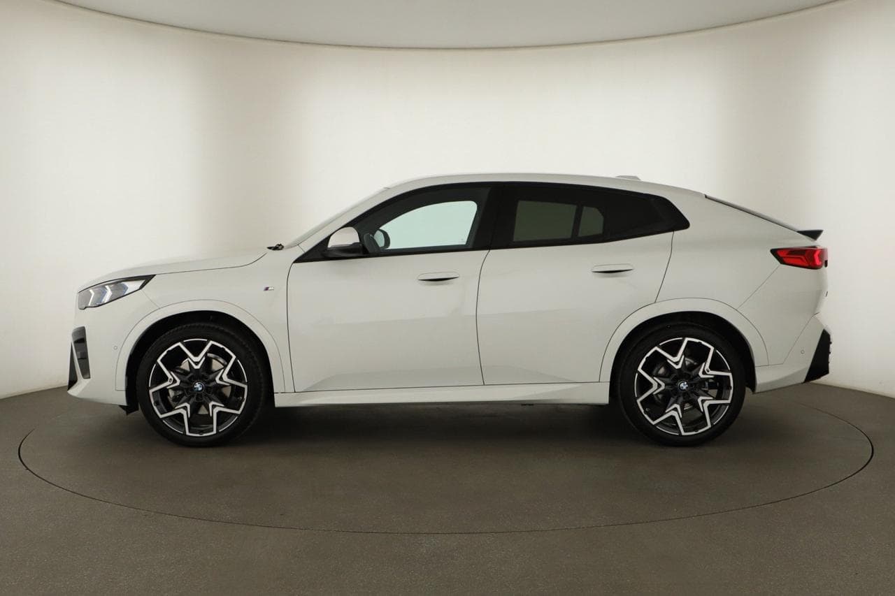 2025 BMW X2 - 6