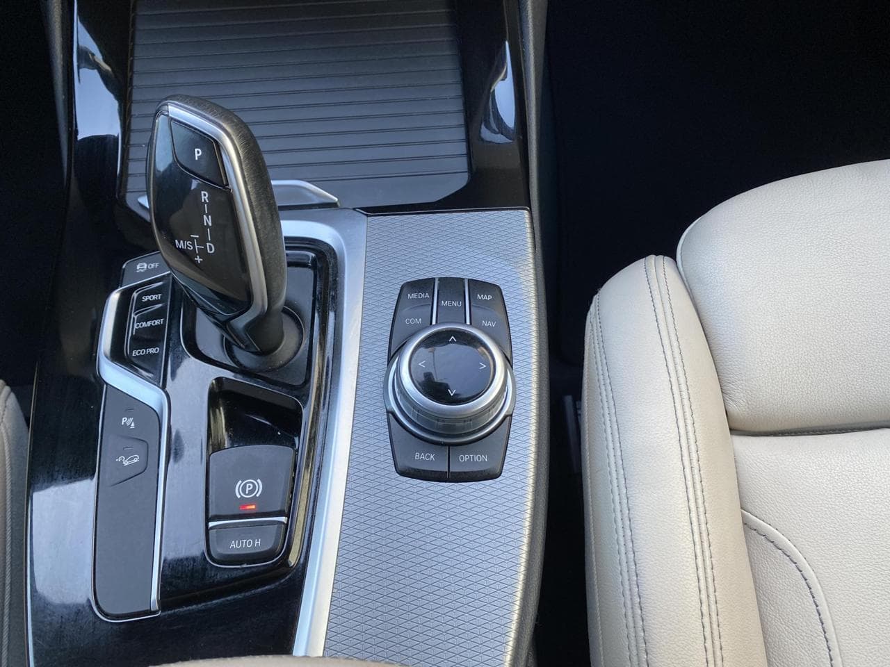 2018 BMW X3 - 13