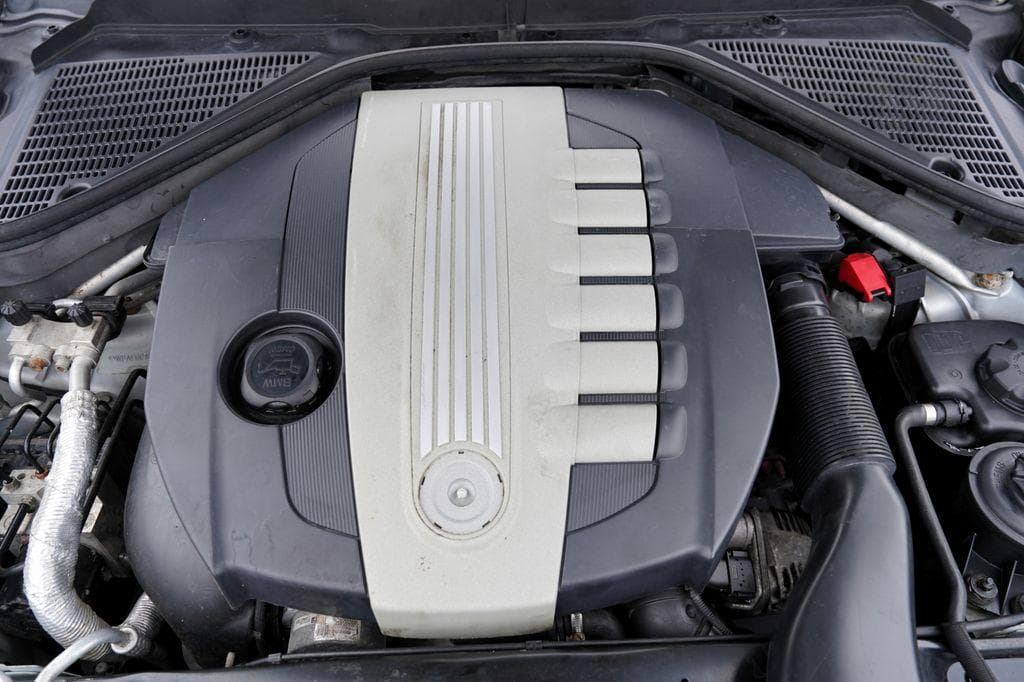 2008 BMW X6 - 12