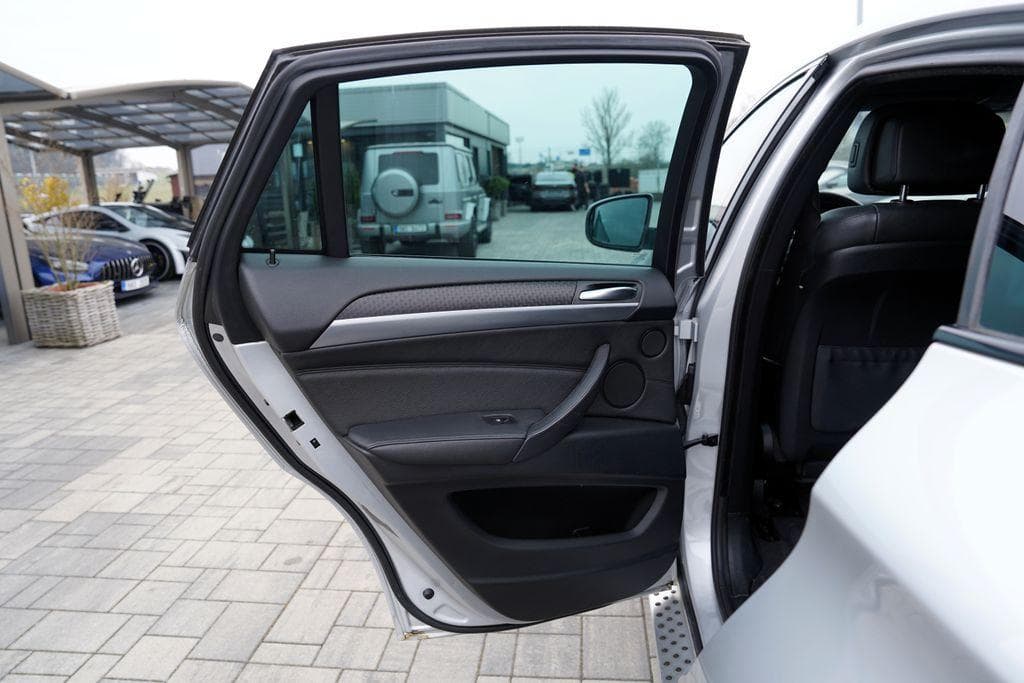 2008 BMW X6 - 18