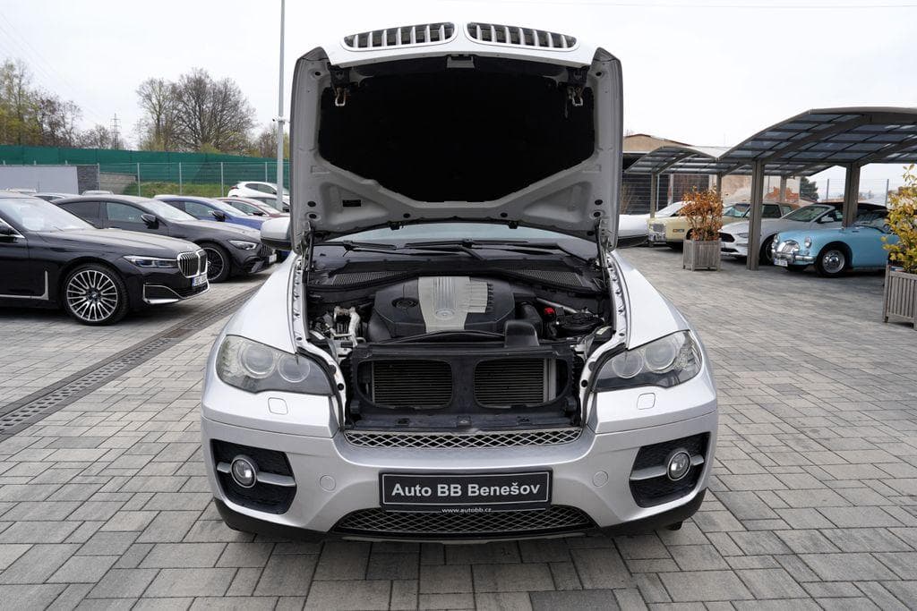 2008 BMW X6 - 11