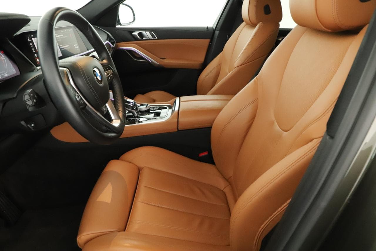 2022 BMW X6 - 13