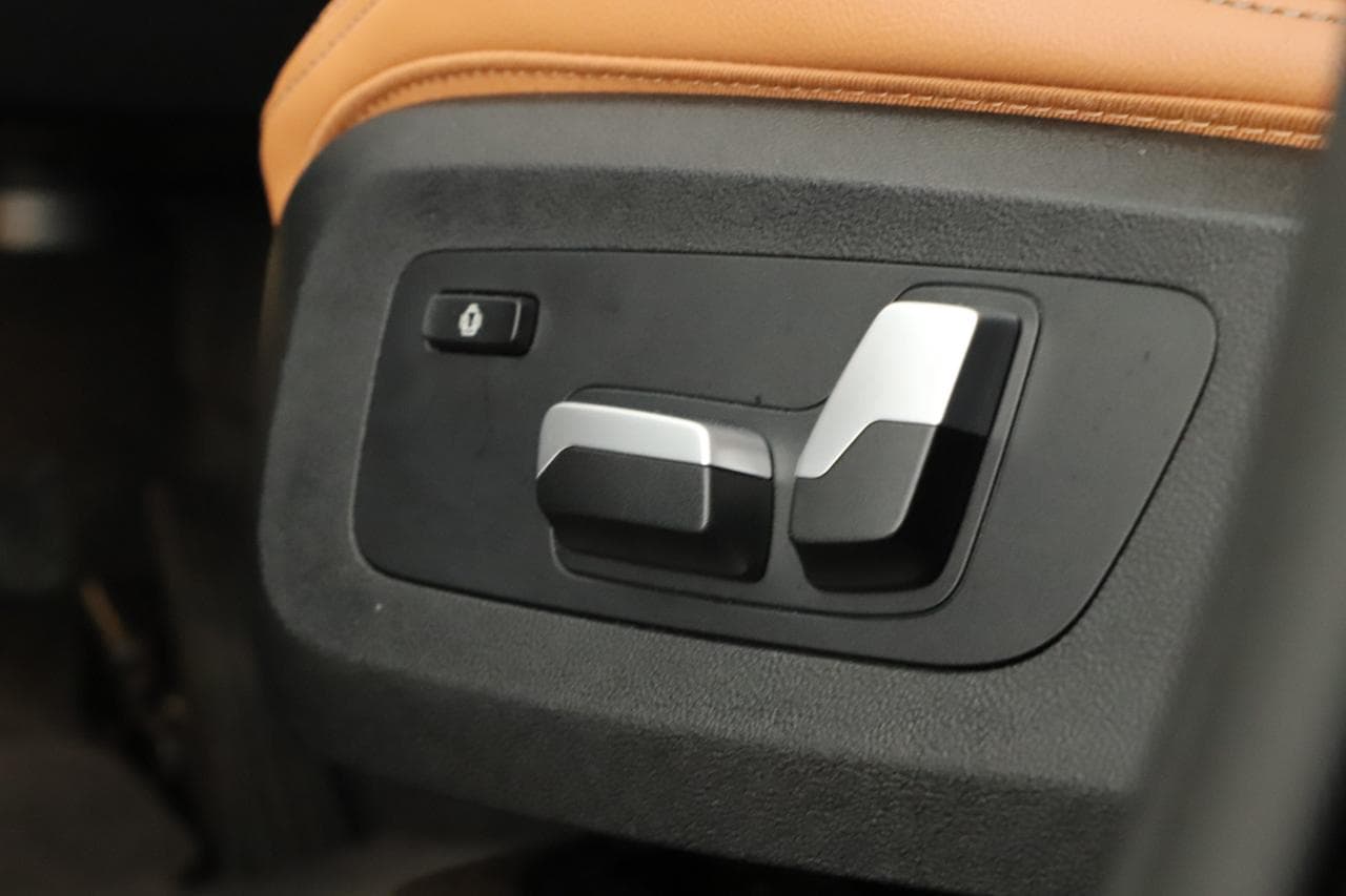 2022 BMW X6 - 18