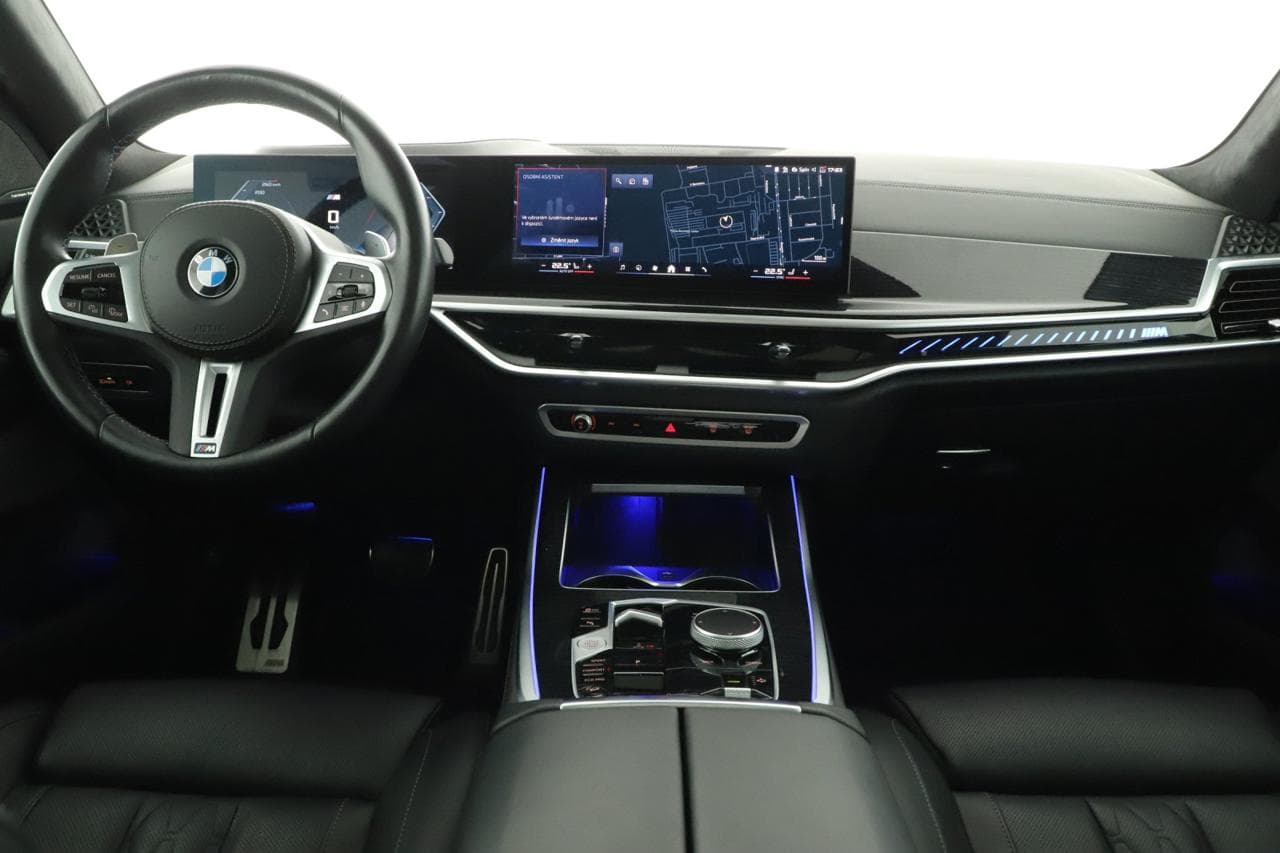 2024 BMW X7 - 11