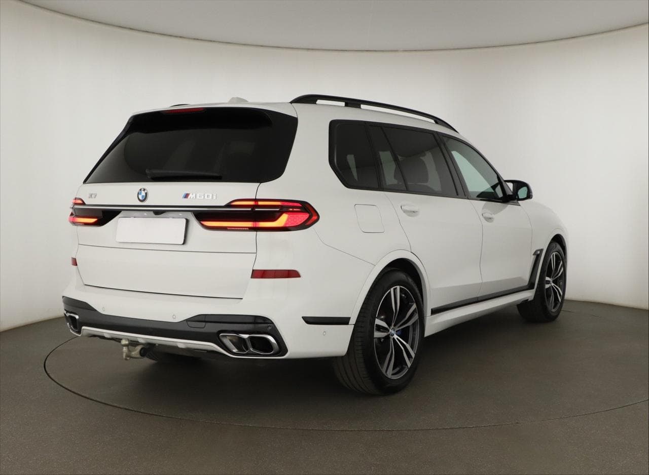 2024 BMW X7 - 7