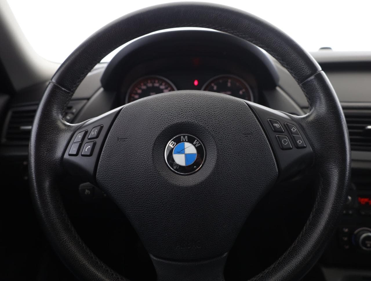 2010 BMW X1 - 14