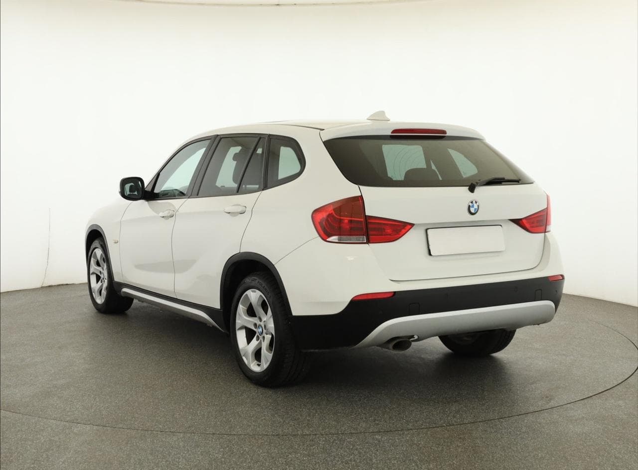 2010 BMW X1 - 5