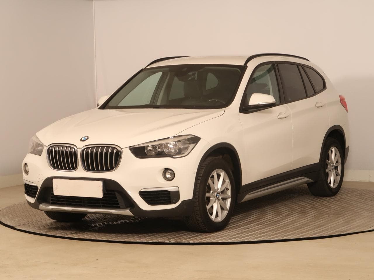 2016 BMW X1 - 3