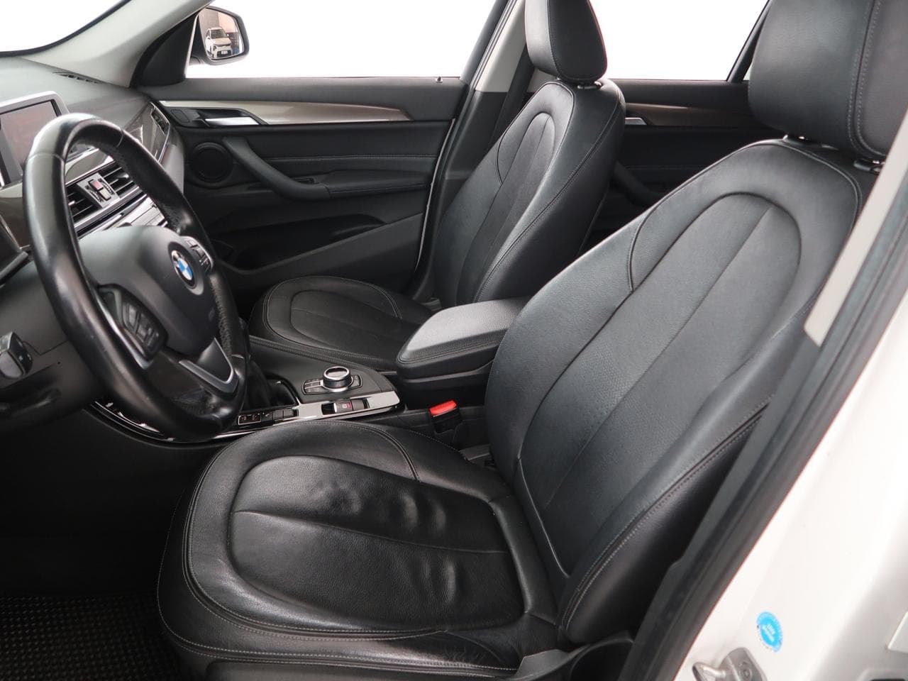 2016 BMW X1 - 16