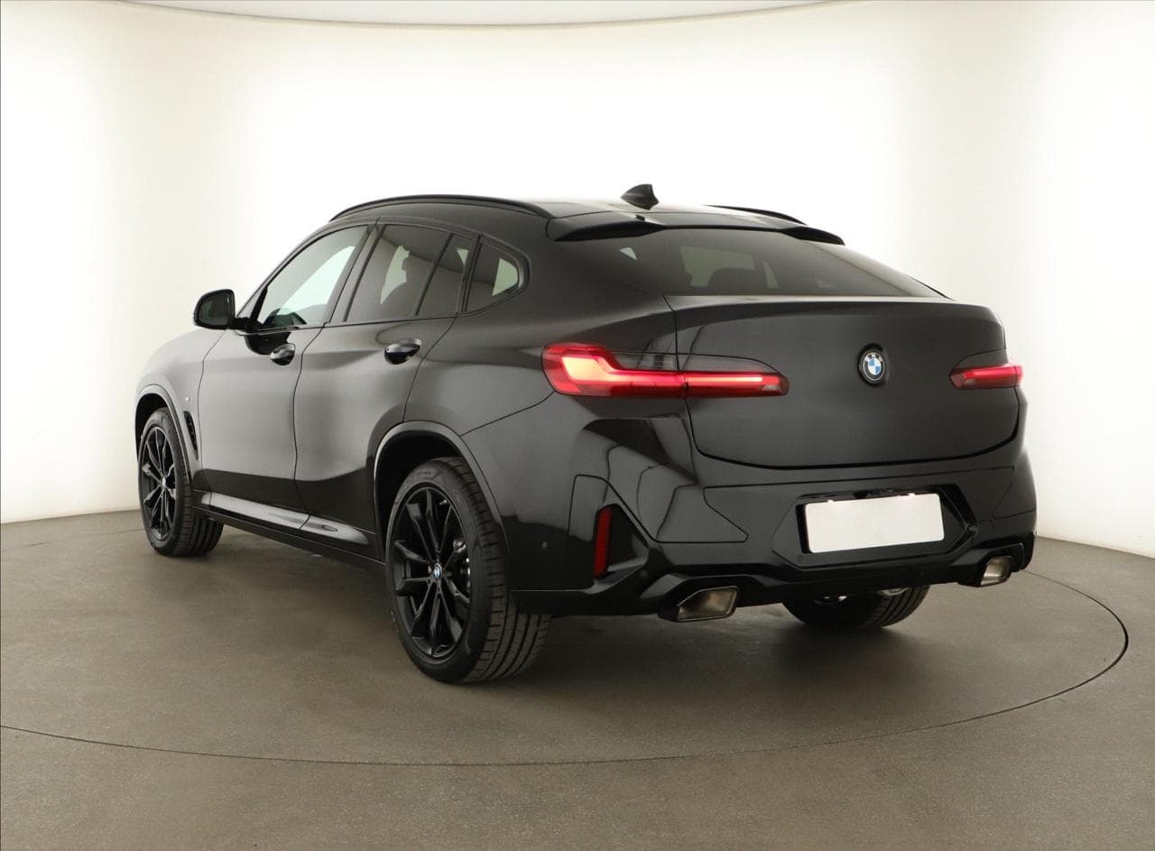 2024 BMW X4 - 7