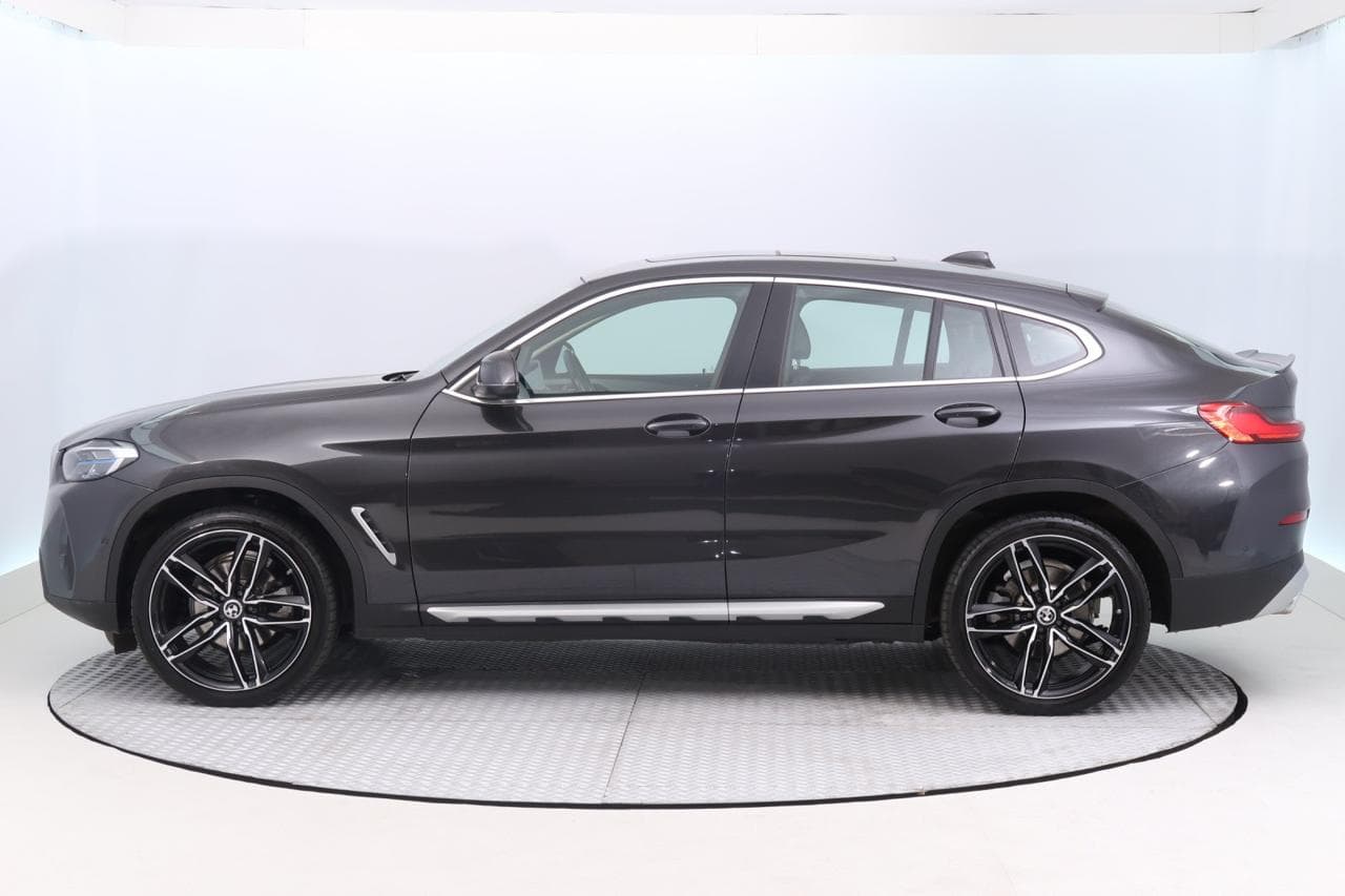 2023 BMW X4 - 4