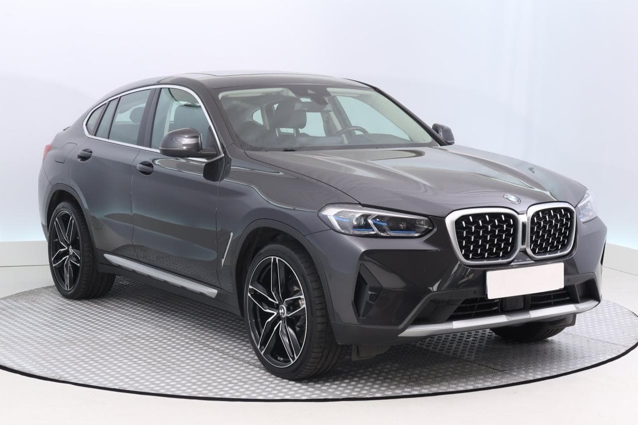 2023 BMW X4
