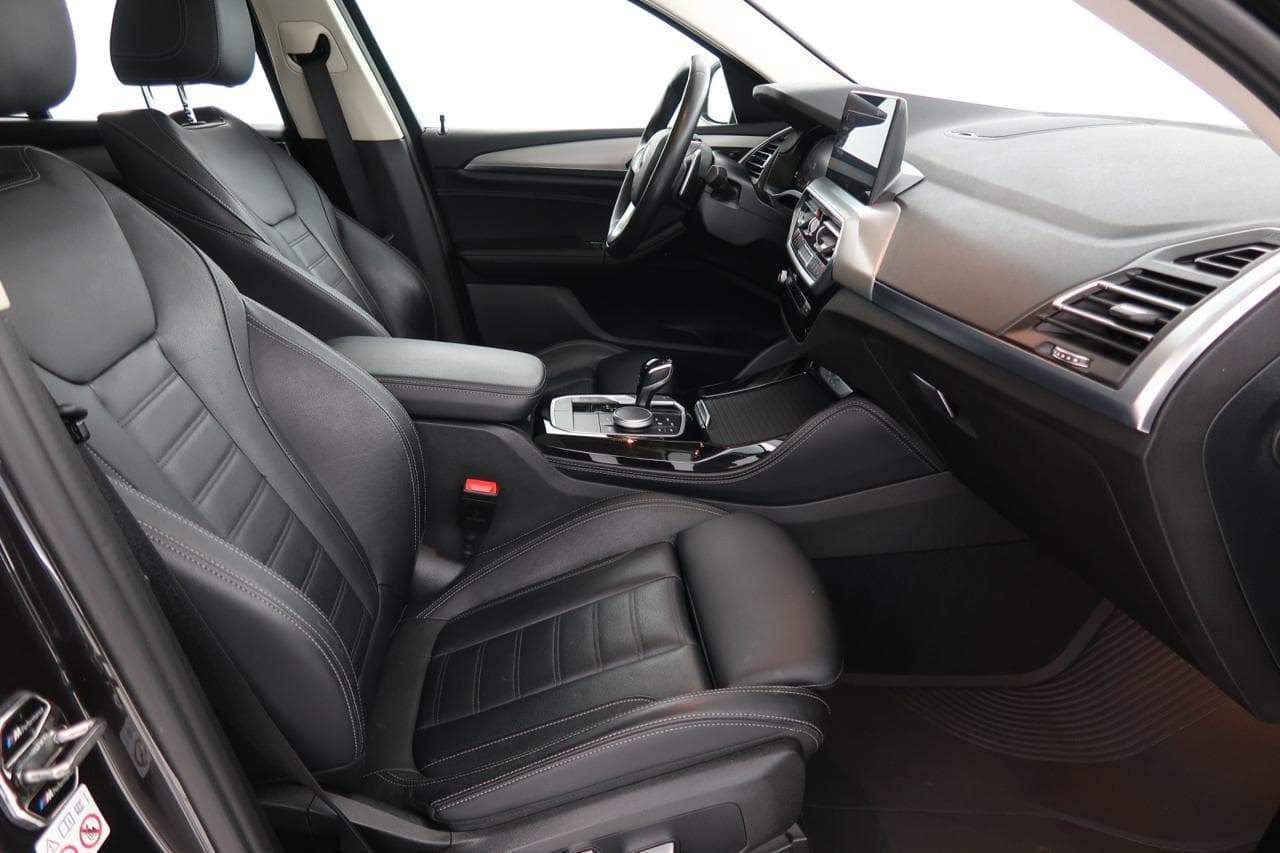 2023 BMW X4 - 12