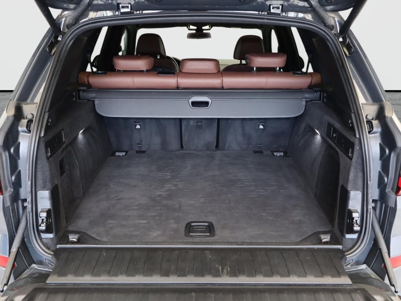 2021 BMW X5 - 31