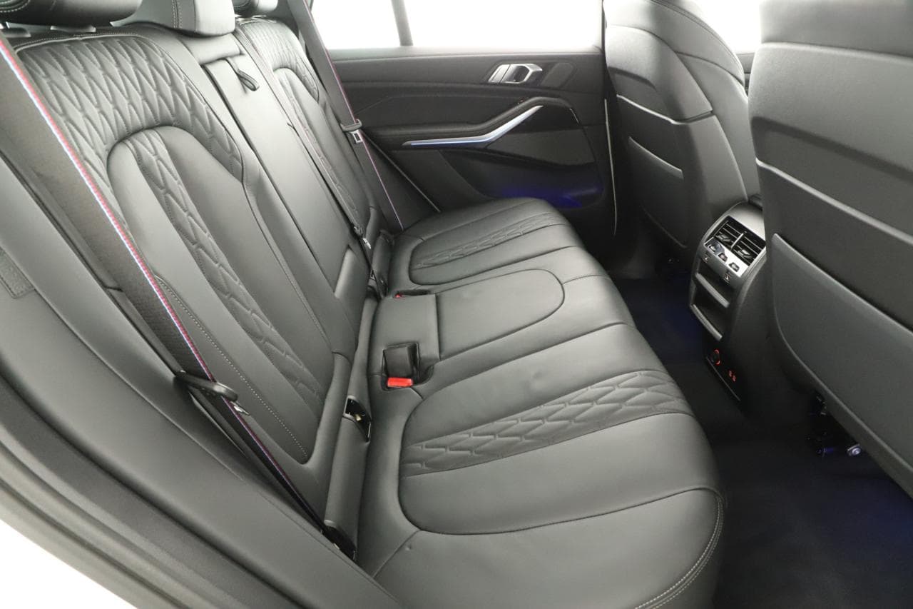 2023 BMW X5 - 11