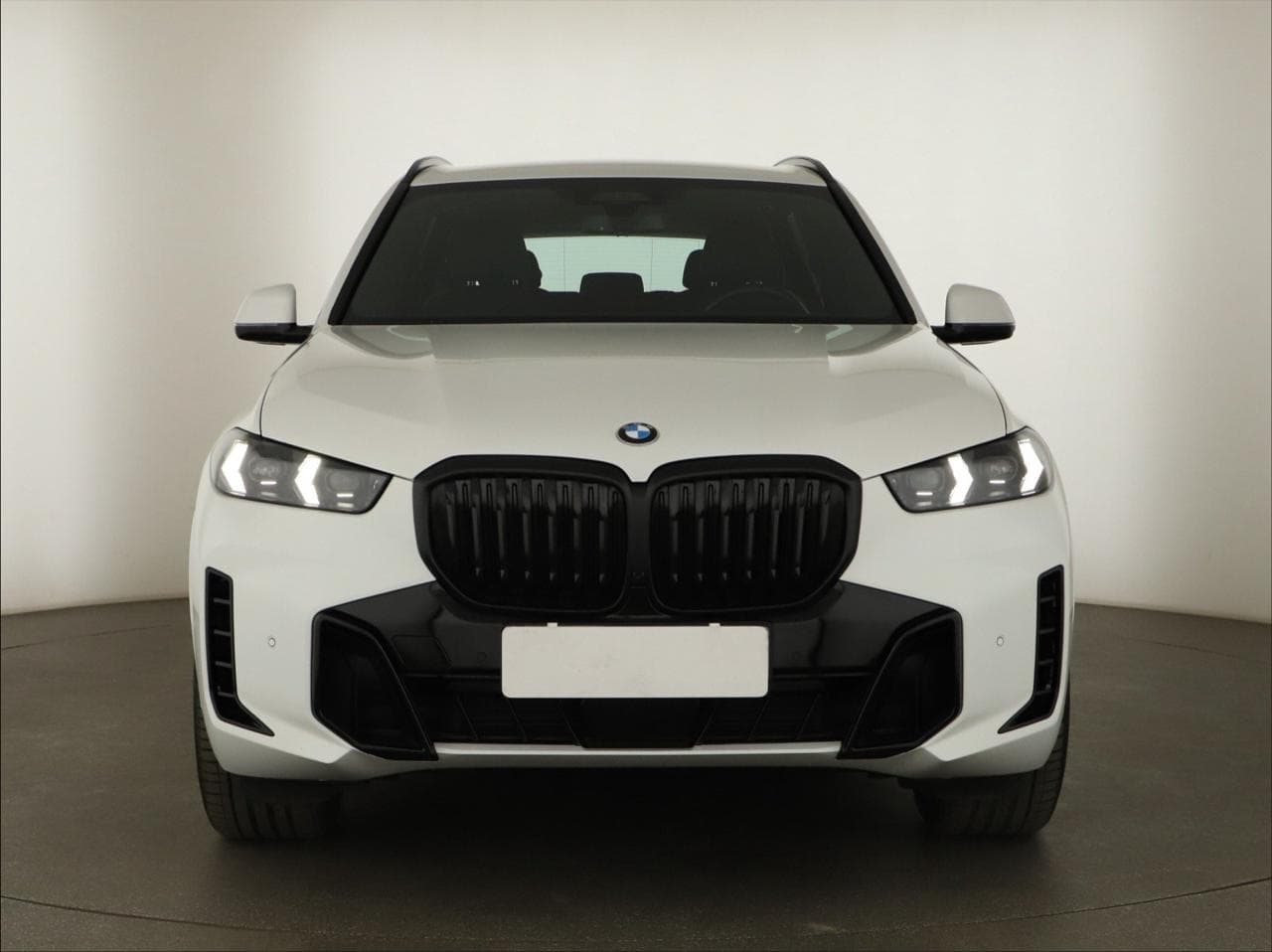 2023 BMW X5 - 2
