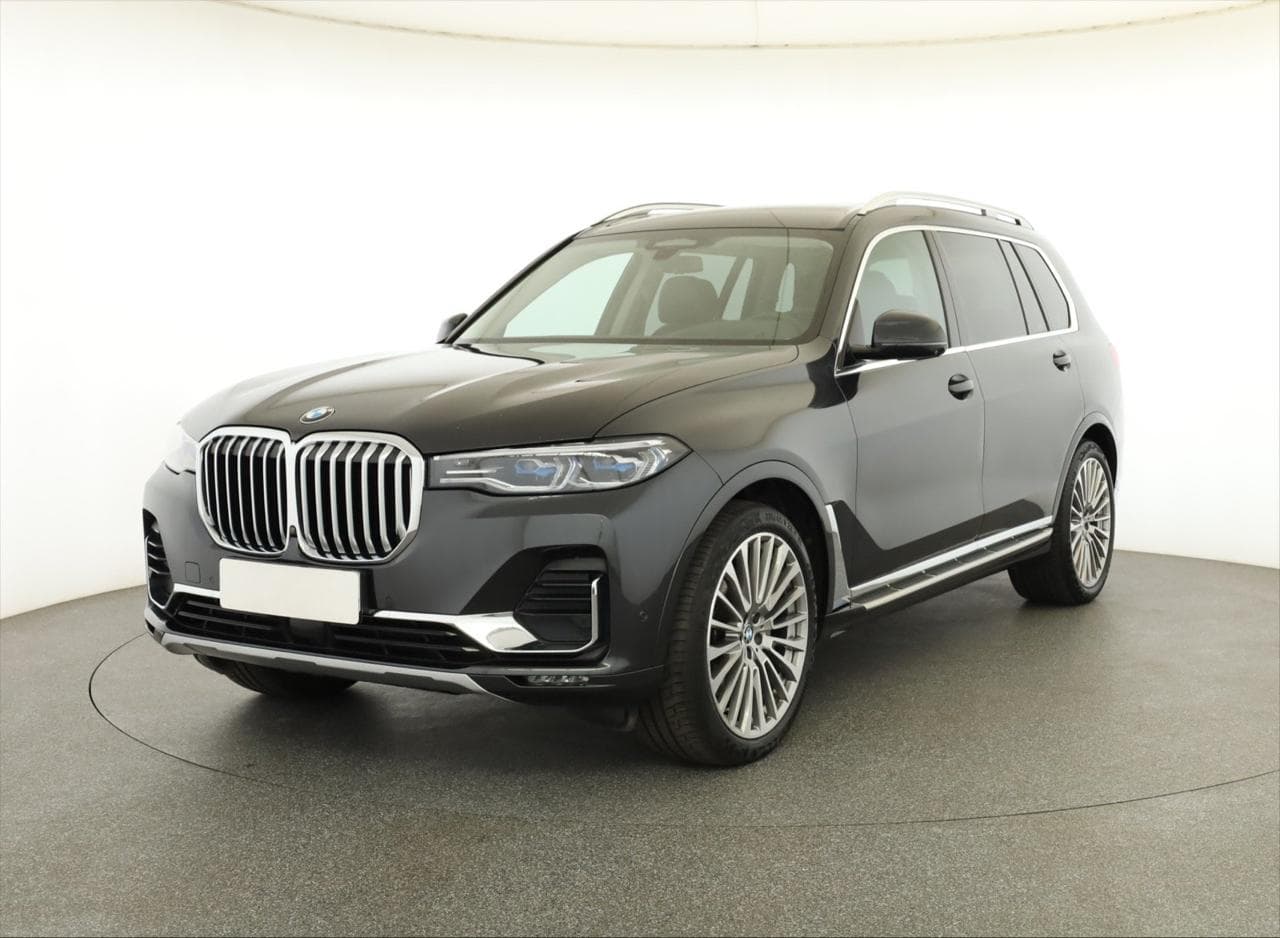 2020 BMW X7 - 3