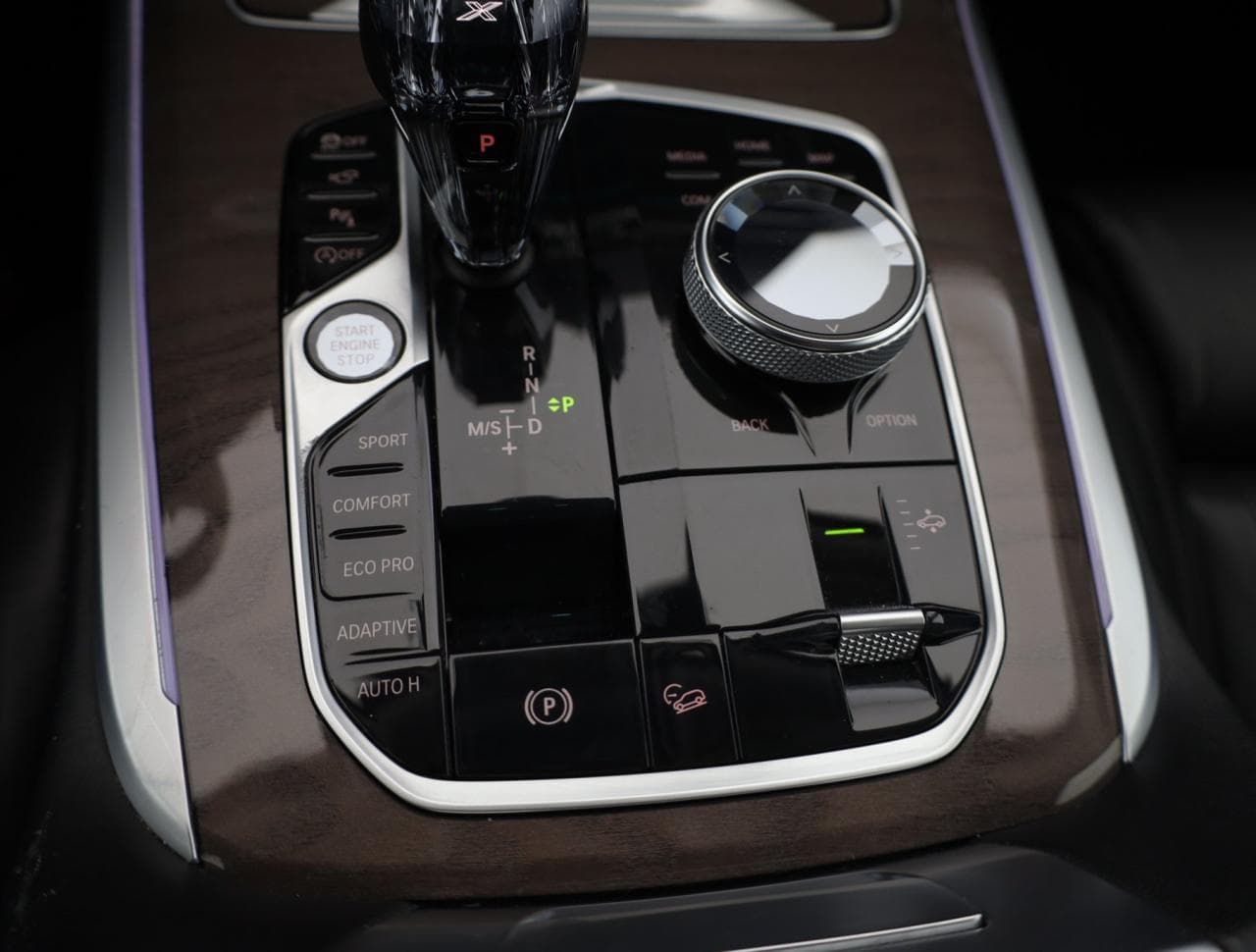 2020 BMW X7 - 17