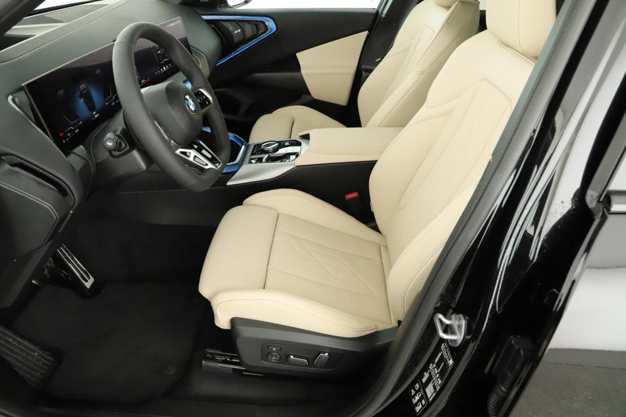 2025 BMW X3 - 13