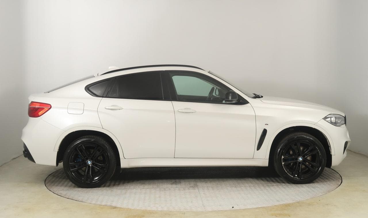 2018 BMW X6 - 8