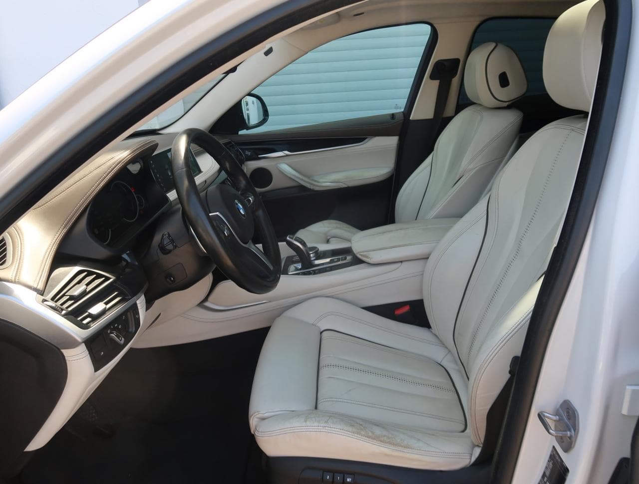 2018 BMW X6 - 16