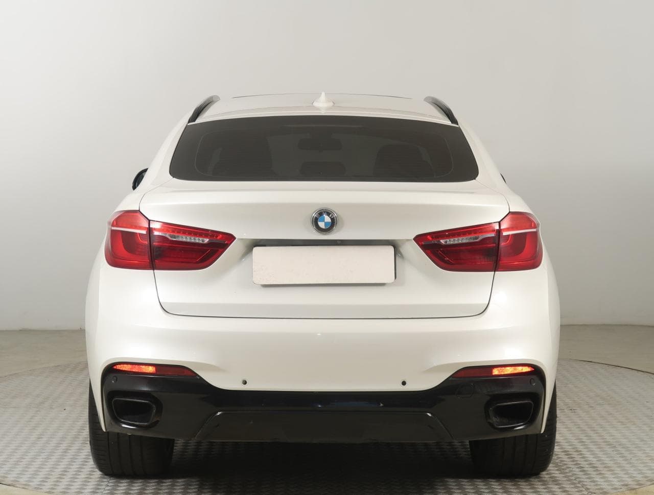 2018 BMW X6 - 6