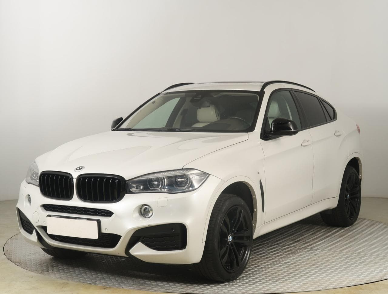 2018 BMW X6 - 3