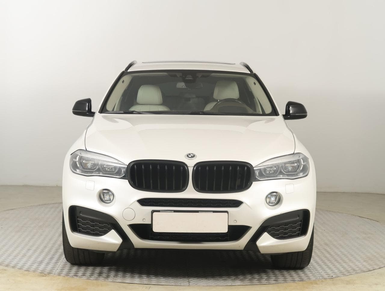 2018 BMW X6 - 2