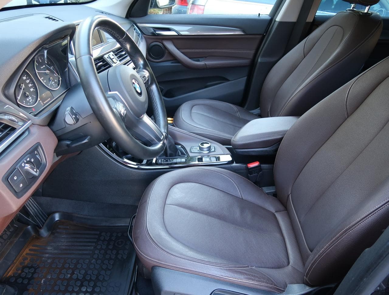 2016 BMW X1 - 27