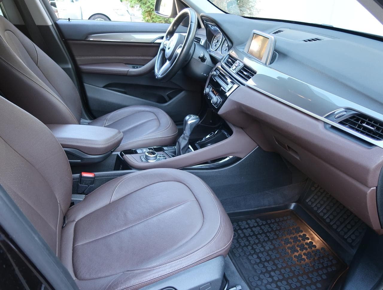 2016 BMW X1 - 19
