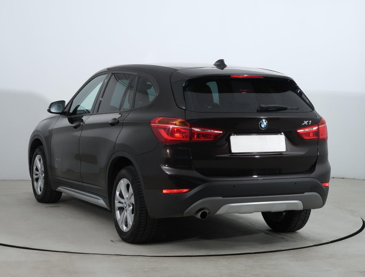 2016 BMW X1 - 6