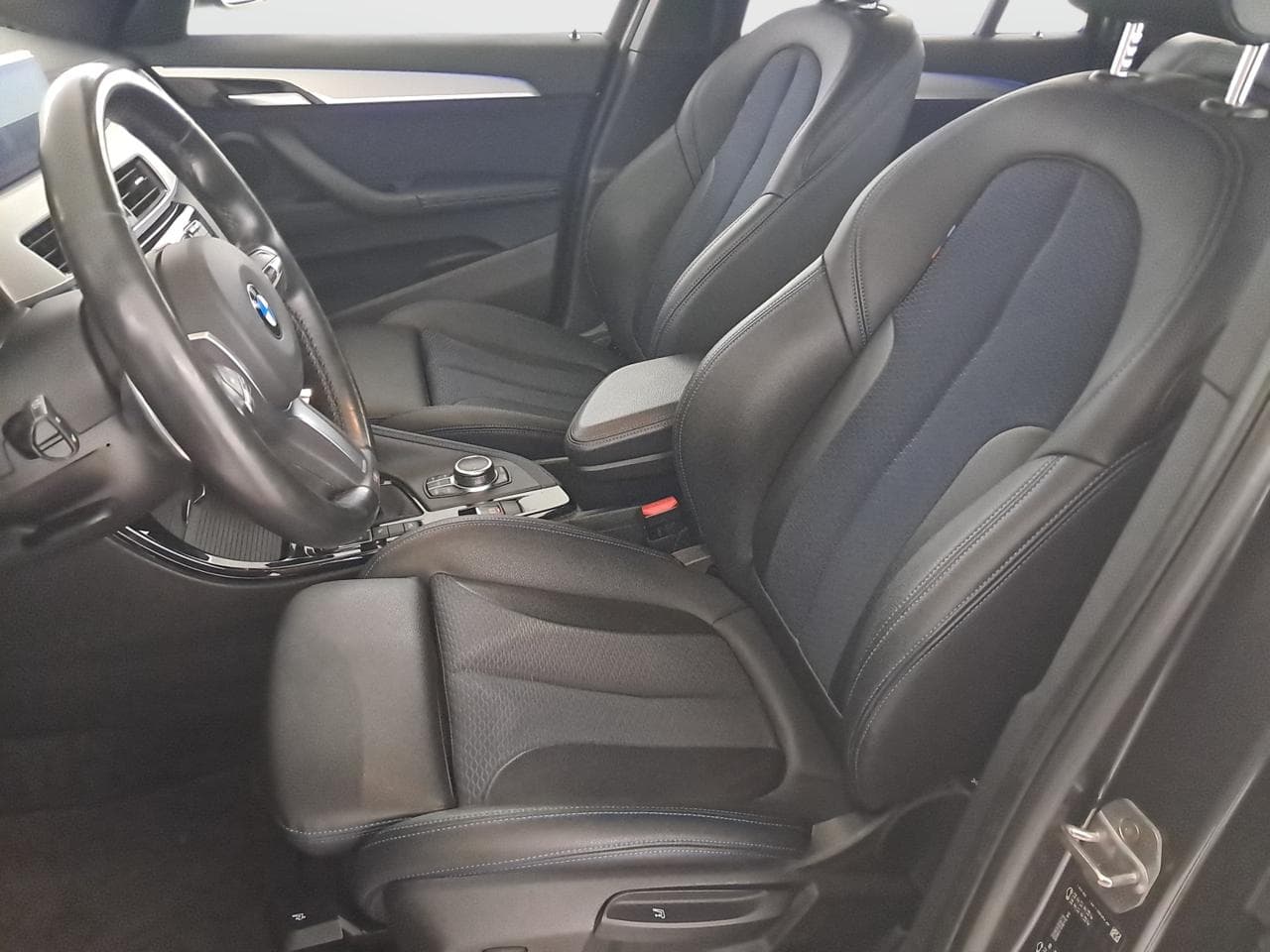 2019 BMW X1 - 35