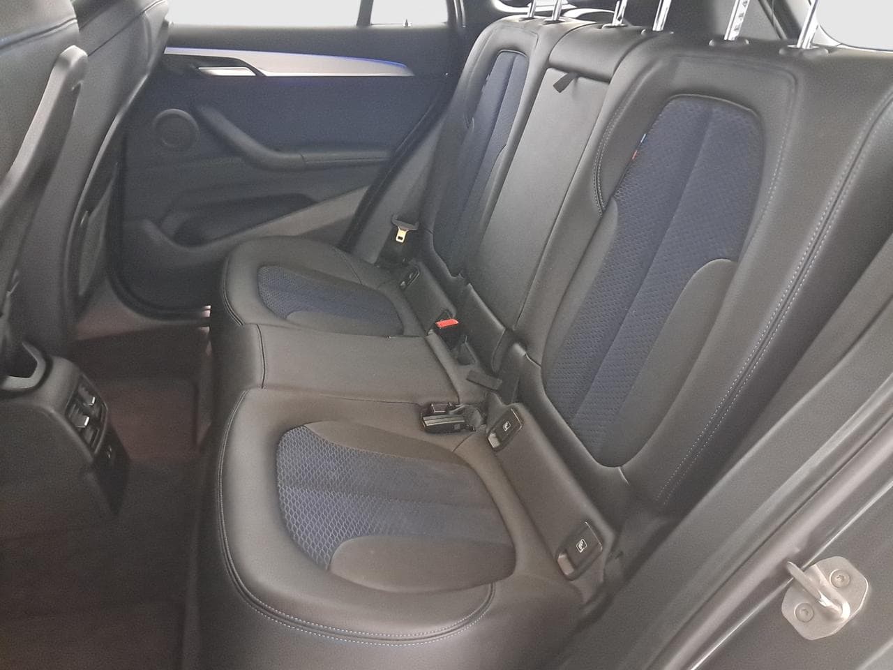 2019 BMW X1 - 32